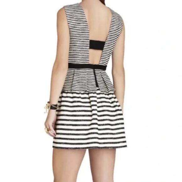 BCBGMAXAZRIA Piper White Black Peplum Mini A- Line Dress Size 4 - Picture 2 of 6